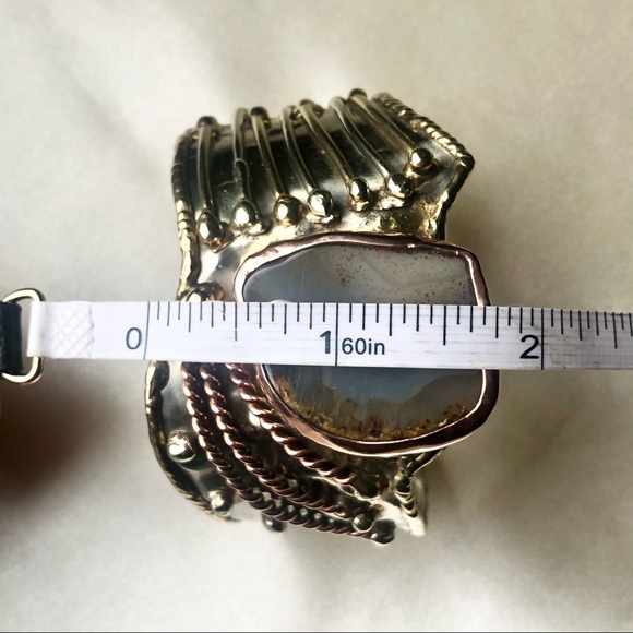 GORGEOUS Tri-Tone Gemstone Cuff - Picture 10 of 10